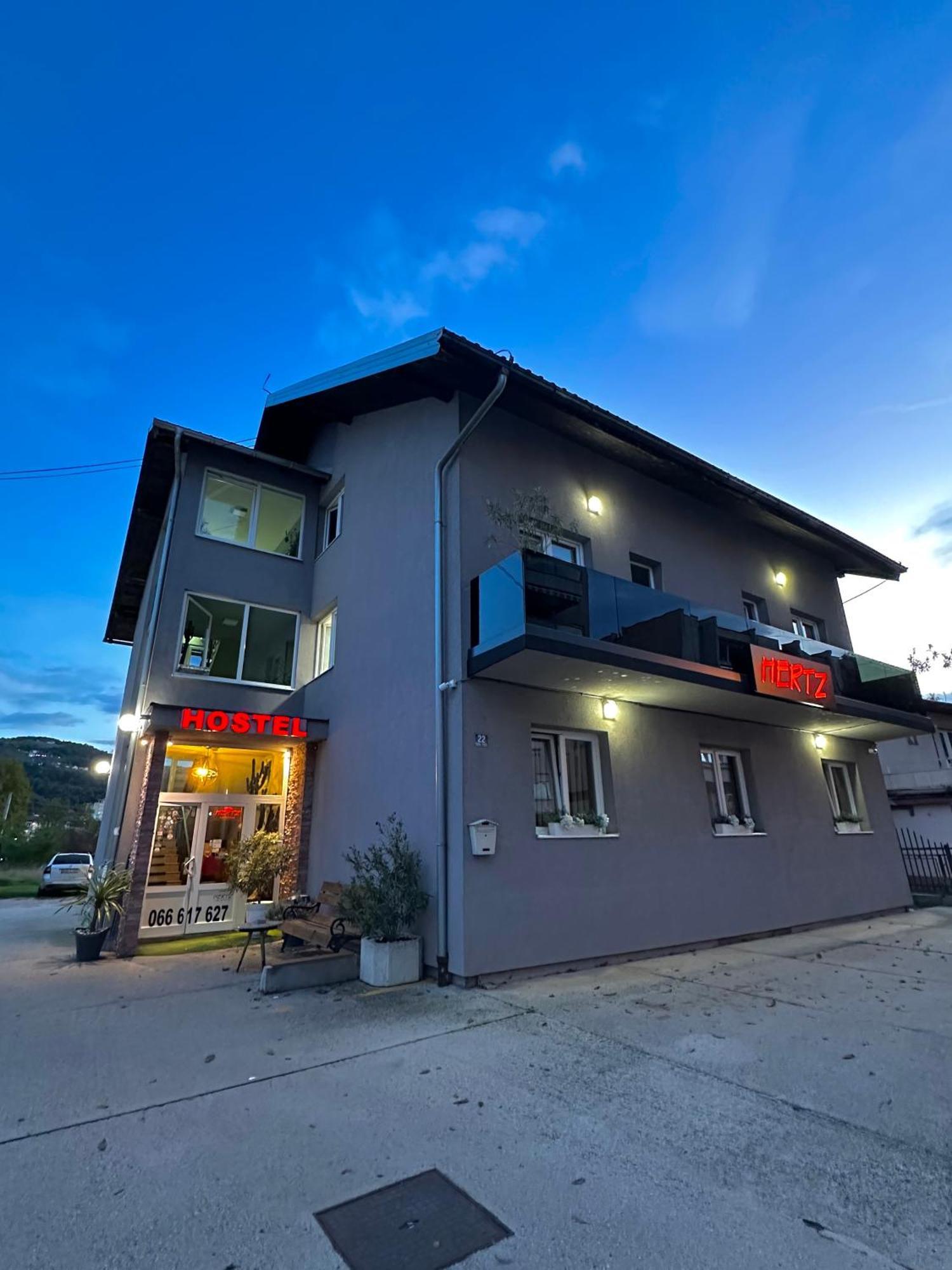 Hostel Herz Banja Luka Exterior foto
